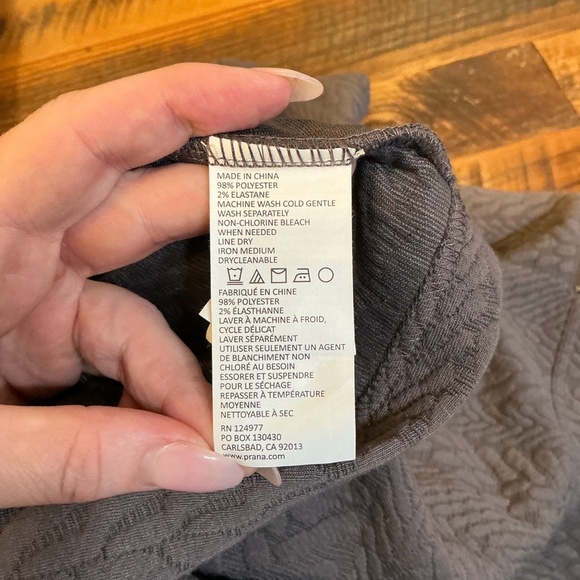 prAna Gray Textured Knit Long Sleeve A-Line Dress Women’s Size M - Picture 9 of 9